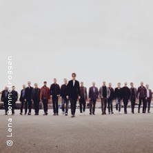 Holiday Jump - 75 Jahre SWR Big Band, &copy; links im Bild