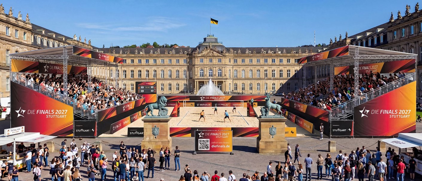 Sportevent vor dem Neuen Schloss in Stuttgart mit Zuschauerr&auml;ngen und Beachvolleyballfeld f&uuml;r die Finals 2027., &copy; in.stuttgart