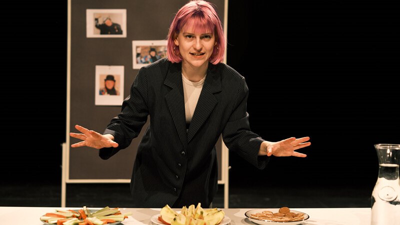 Strukturen und Menschen, © Württembergische Staatstheater Stuttgart Strukturen und Menschen, © Württembergische Staatstheater Stuttgart