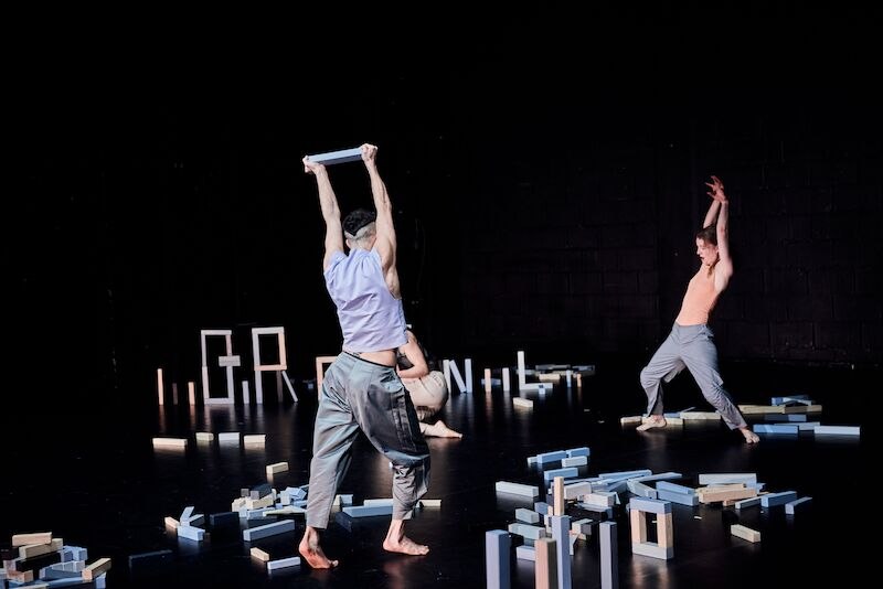 BODY THAT STANDS, © Theater Rampe BODY THAT STANDS, © Theater Rampe