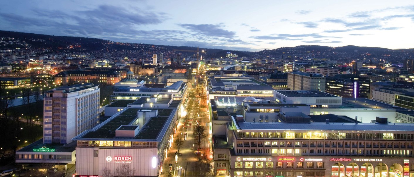 Königstraße at sunset, © LBBW Stuttgart, Leif Hendrik Piechowskiyy