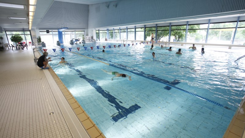 Hallenbad Zuffenhausen, © Stuttgarter Bäder