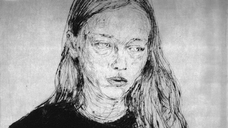 Schwarz-weiß Zeichnung eines Mädchens mit langen Haaren, das nachdenklich wirkt. Die Linienführung ist skizzenhaft und detailliert., © Württembergische Staatstheater Stuttgart