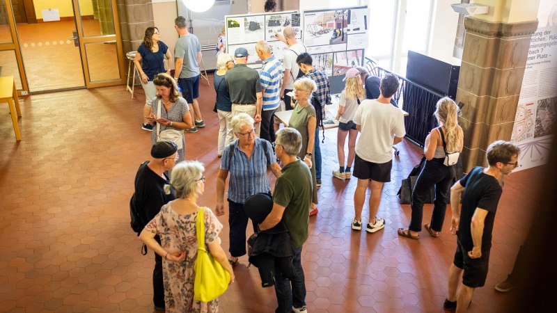 Ausstellung im Bezirksrathaus Feuerbach, © Julian Rettig Ausstellung im Bezirksrathaus Feuerbach, © Julian Rettig