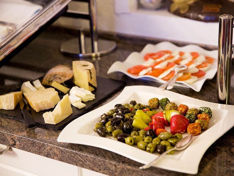 breakfast, © Romantisches Hotel Traube