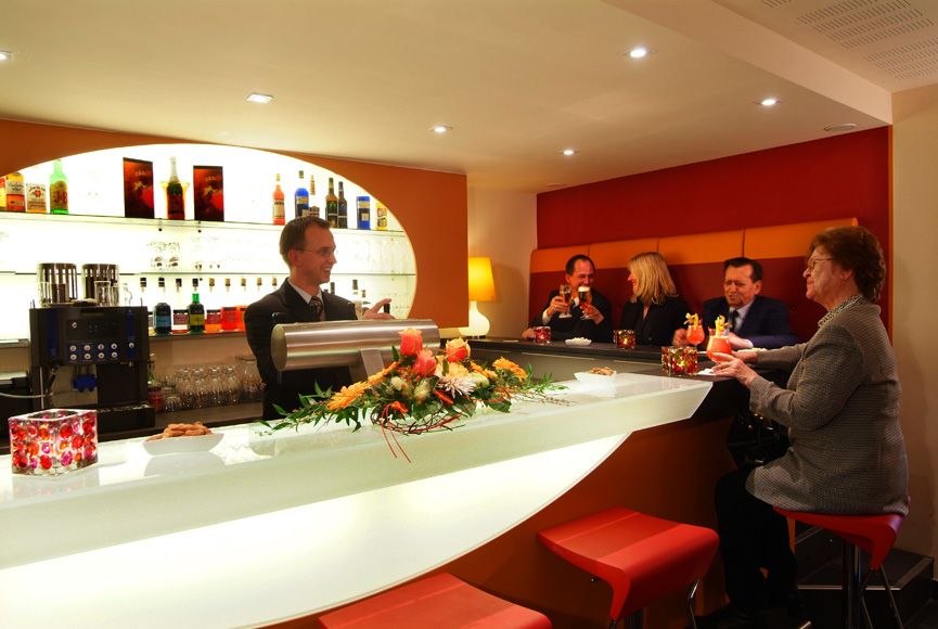Bar, &copy; R&ouml;merhof Hotelbetriebs GmbH