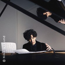 Roman Borisov - Meisterpianisten 2026/2027, &copy; links im Bild