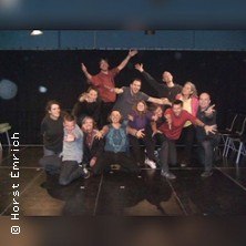 Theaterworkshop mit Horst Emrich, &copy; links im Bild