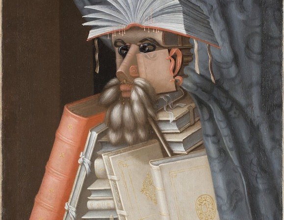 Ein Porträt aus Büchern und Schreibutensilien, das einen Mann darstellt. Ein offenes Buch bildet den Hut, Bücher und Pinsel formen Gesicht und Körper., © Literaturhaus Stuttgart Ein Porträt aus Büchern und Schreibutensilien, das einen Mann darstellt. Ein offenes Buch bildet den Hut, Bücher und Pinsel formen Gesicht und Körper., © Literaturhaus Stuttgart