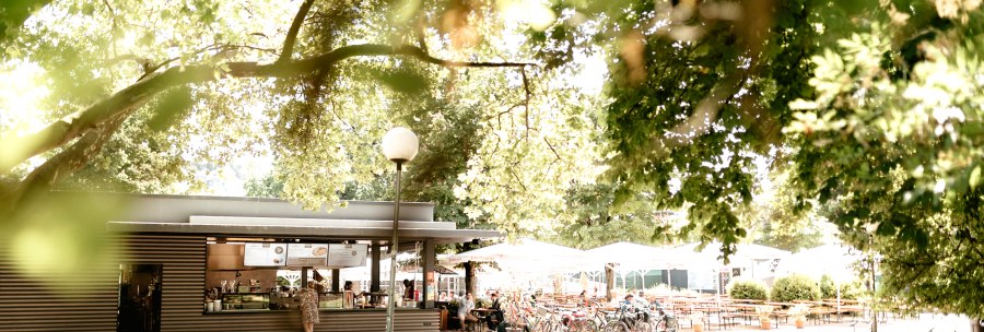 Beer garden in the Schlossgarten, © Anna Scognamillo Beer garden in the Schlossgarten, © Anna Scognamillo
