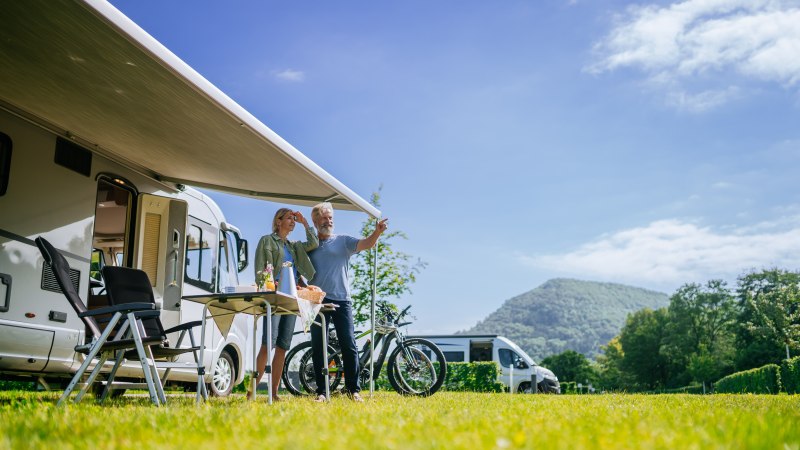 Mitten im Grünen - der neue Wohnmobilstellplatz an der Panorama Therme Beuren, © Thomas Niedermüller Mitten im Grünen - der neue Wohnmobilstellplatz an der Panorama Therme Beuren, © Thomas Niedermüller