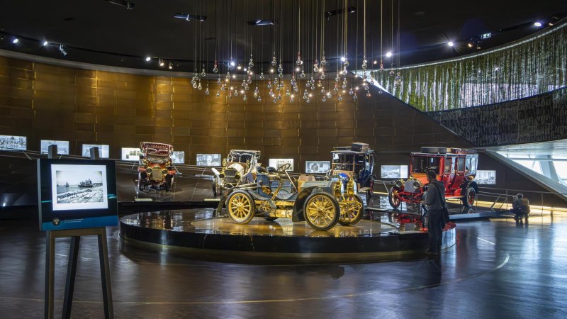 Mercedes-Benz Museum Exhibition, &copy; Stuttgart-Marketing GmbH, Sarah Schmid