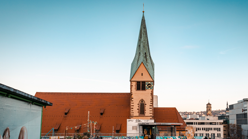 View of St. Leonhard's Church from the top parking deck of the Züblin parking garage., © Stuttgart-Marketing GmbH, Sarah Schmid View of St. Leonhard's Church from the top parking deck of the Züblin parking garage., © Stuttgart-Marketing GmbH, Sarah Schmid