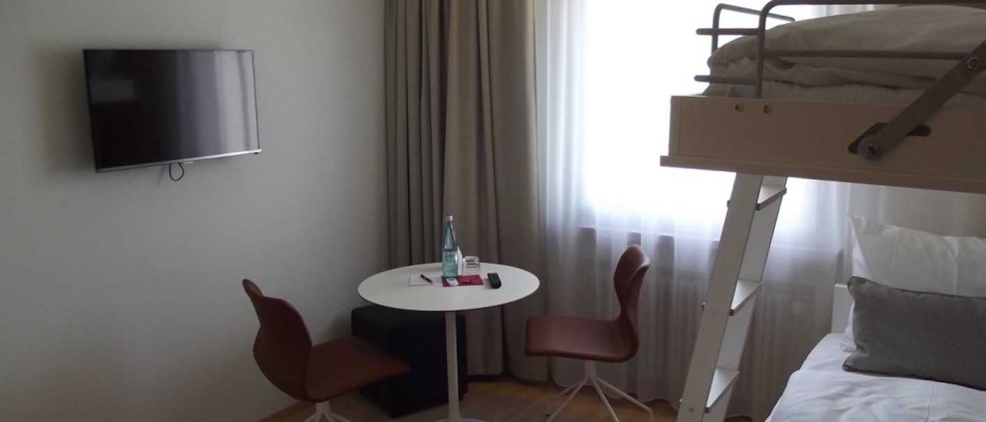 Longstay Room with fold-out bunk bed, © Hotel am Engelberg