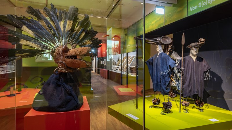 Blick in die Ausstellung "Wo ist Afrika?", © Linden-Museum Stuttgart, Foto: Dominik Drasdow Blick in die Ausstellung "Wo ist Afrika?", © Linden-Museum Stuttgart, Foto: Dominik Drasdow