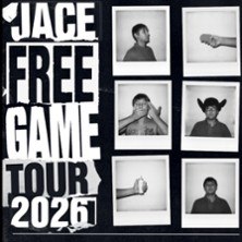 Collage mit sechs Polaroid-Fotos und dem Text 'Jace Free Game Tour 2026' auf schwarzem Hintergrund., © links im Bild Collage mit sechs Polaroid-Fotos und dem Text 'Jace Free Game Tour 2026' auf schwarzem Hintergrund., © links im Bild