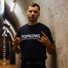 Ivo der Bandit - Verbrecherfunk Tour 2026, &copy; links im Bild