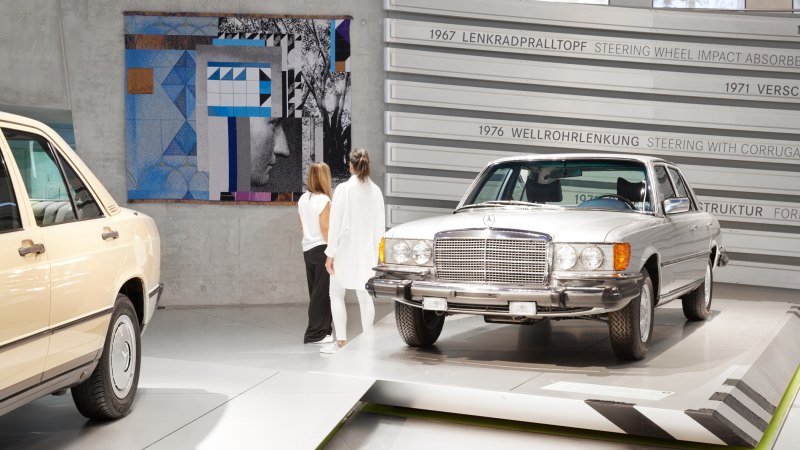 Claudia Wieser, Portrait, 2023. Mercedes-Benz Art Collection. © Claudia Wieser. Foto Jürgen Altmann, Stuttgart_2100, © Mercedes-Benz Art Collection. Foto Jürgen Altmann, Stuttgart Claudia Wieser, Portrait, 2023. Mercedes-Benz Art Collection. © Claudia Wieser. Foto Jürgen Altmann, Stuttgart_2100, © Mercedes-Benz Art Collection. Foto Jürgen Altmann, Stuttgart
