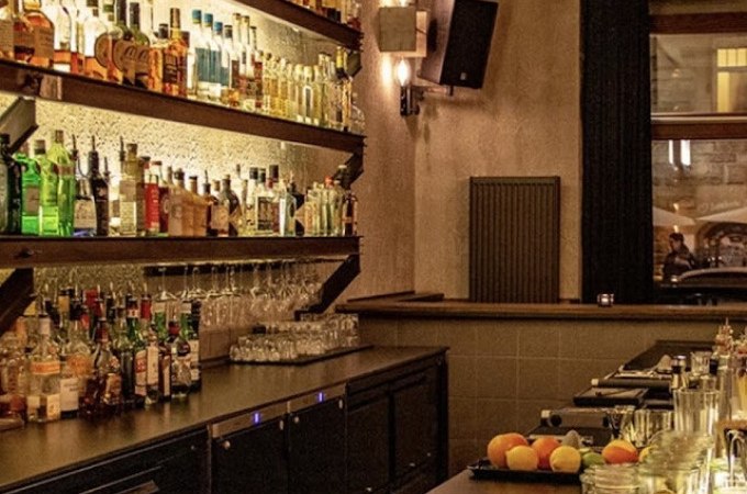 Cocktail-Lounge zum 70. Turmgeburtstag im Panoramacafé inkl. Auffahrtticket im Wert von 12,50 €, © SWR Media Services GmbH / SWR Fernsehturm Stuttgart Cocktail-Lounge zum 70. Turmgeburtstag im Panoramacafé inkl. Auffahrtticket im Wert von 12,50 €, © SWR Media Services GmbH / SWR Fernsehturm Stuttgart