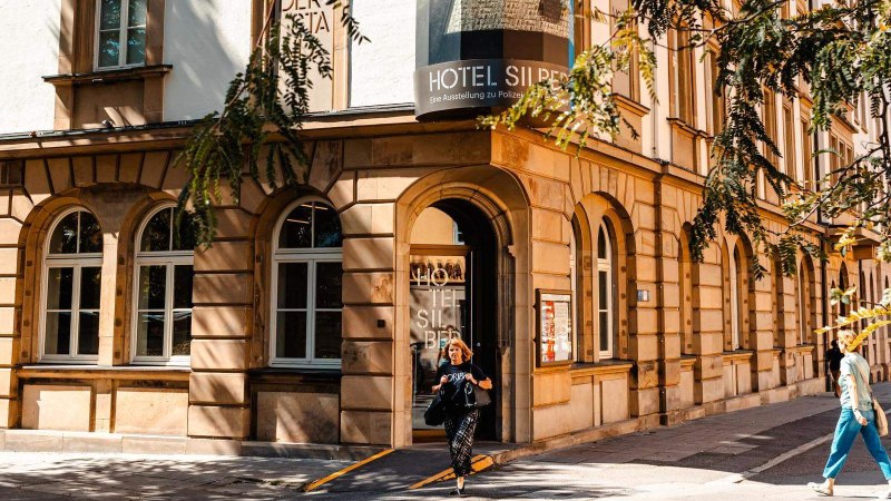 Rund um den Marktplatz : Das Hotel Silber