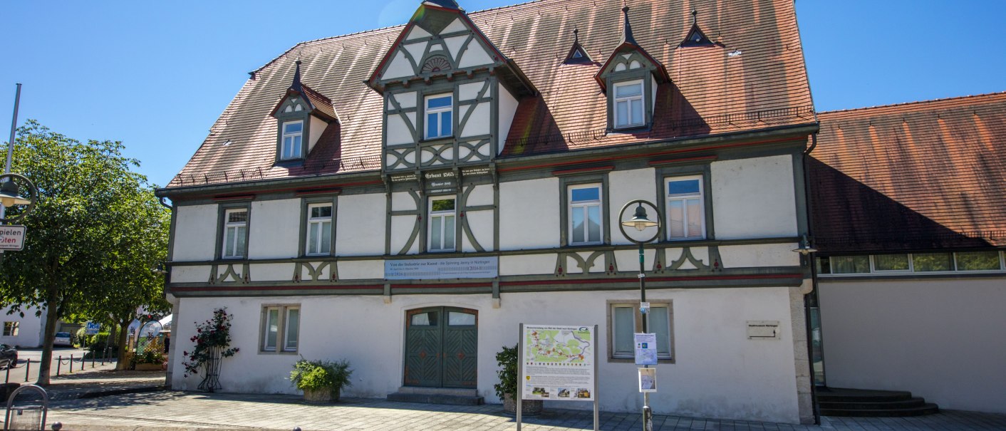 Exterior view of the city museum on the banks of the Steinach, © SMG, A. Mende