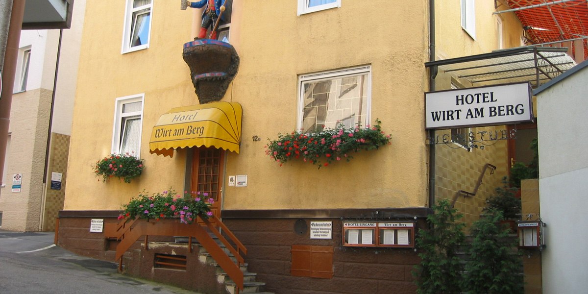 Außenansicht, © Hotel Wirt am Berg