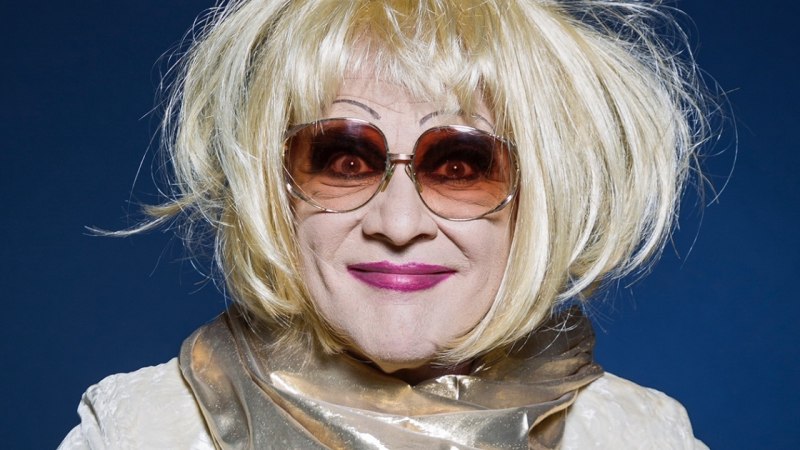 Irmgard Knef - Noch da! - 100 Jahr, blondes Haar, © Robert Recker