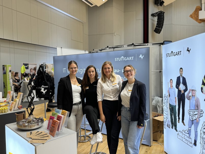 Das Messeteam #StuttgartvonBeruf freut sich auf gute Gespräche beim Karrieretag 2025, © Stadt Stuttgart