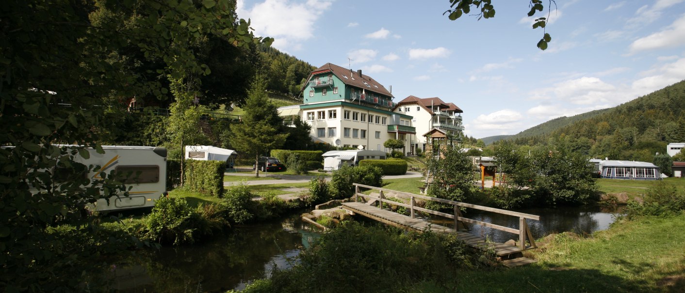 The Family Resort Kleinenzhof in Bad Wildbad, © Family Resort Kleinenzhof Blick in den Nord Schwarzwald The Family Resort Kleinenzhof in Bad Wildbad, © Family Resort Kleinenzhof Blick in den Nord Schwarzwald